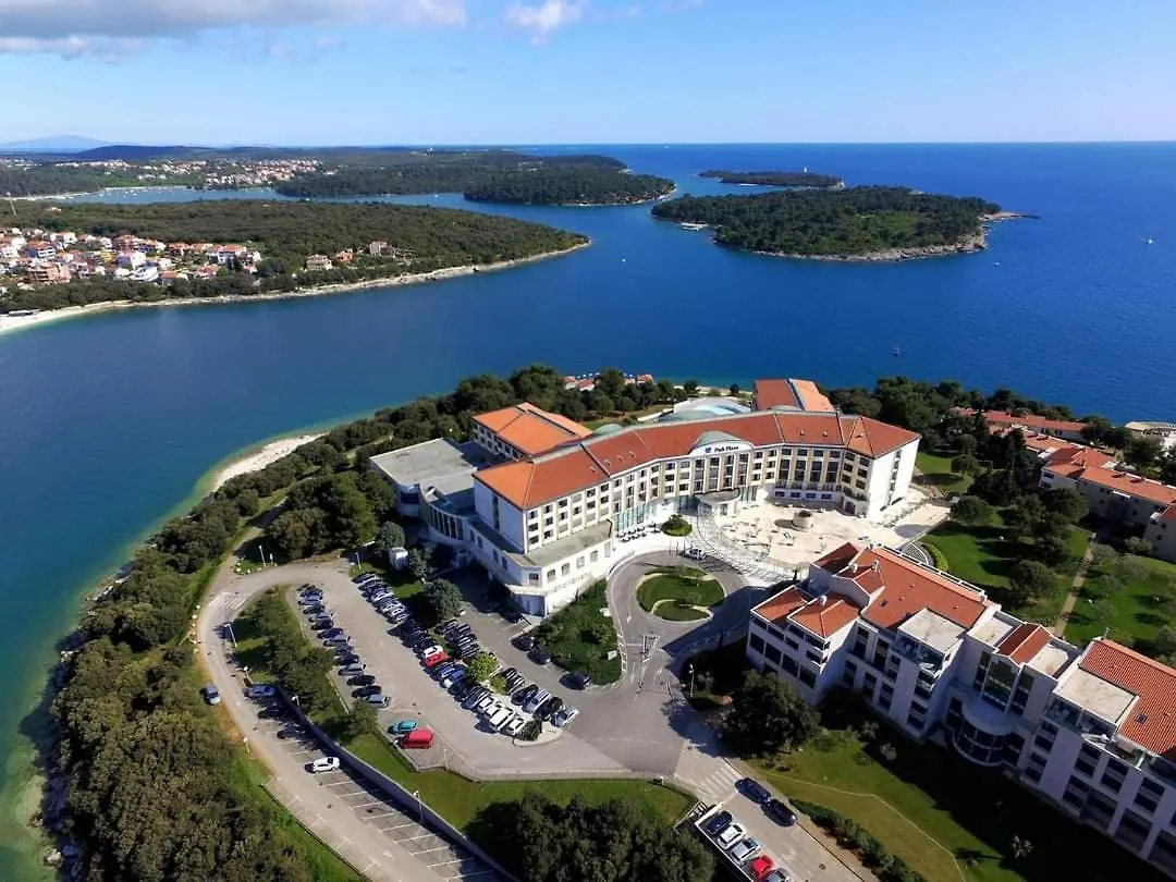 House With A Heated Pool And A Jacuzzi Villa Fazana 0*,  Croatia